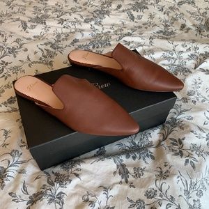 NWT J.Crew Pointed-toe Slides in Leather